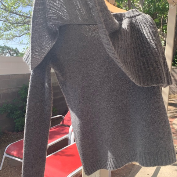 Aqua 100% cashmere grey sweater one sleeve XS - Picture 4 of 14